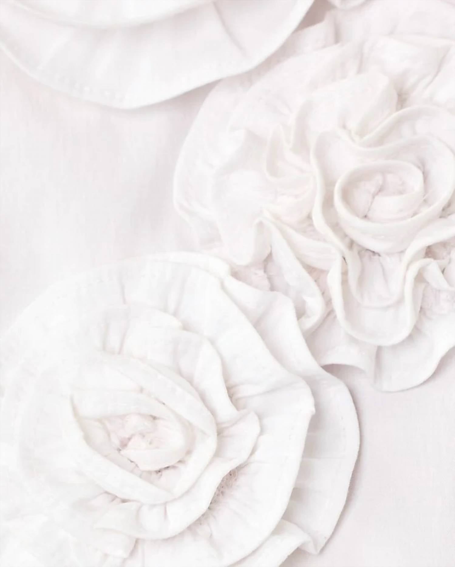 Lilly Pulitzer - Sleeveless Flower Lilly Shirt