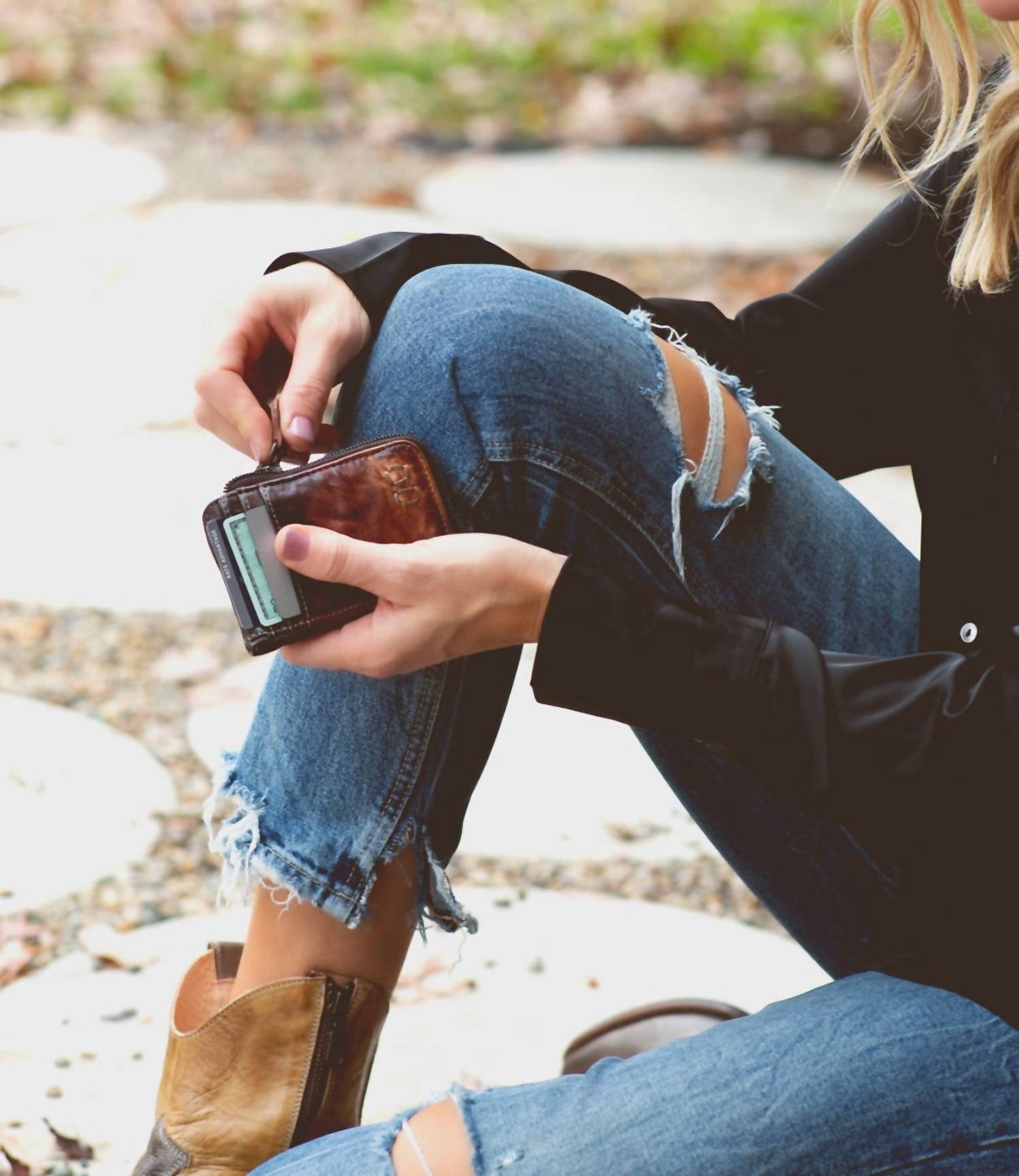 Bedstu - Women's Carrie Leather Wallet