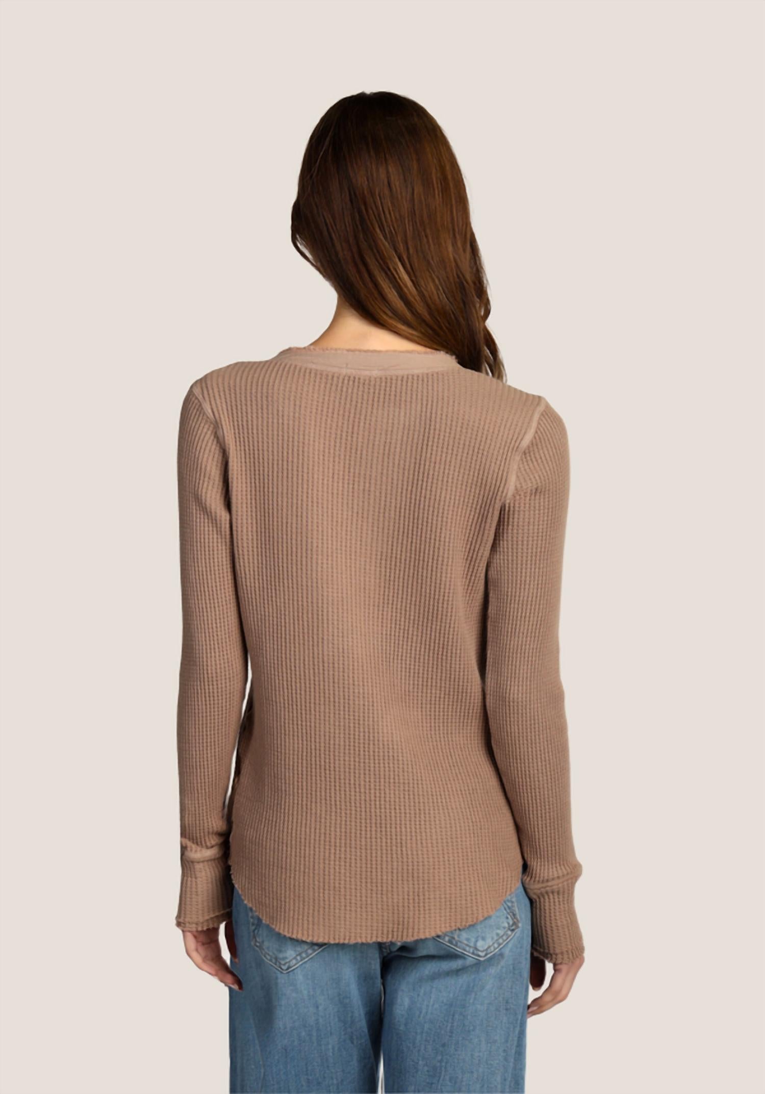 Dylan - Brooks Button Top
