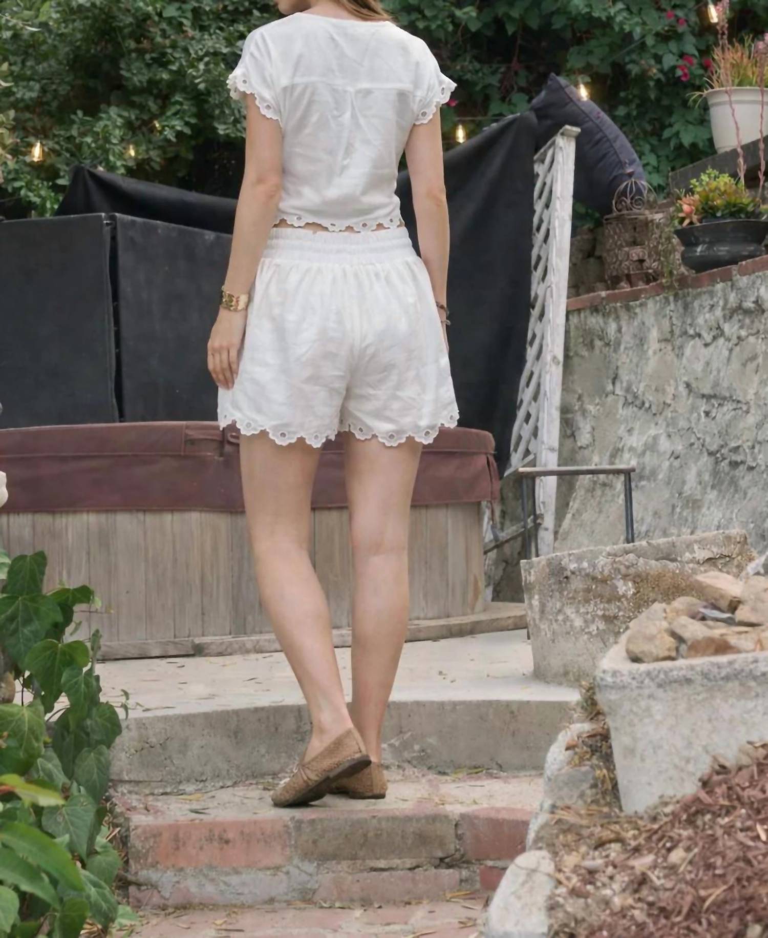 Moon River - Scallop Embroidery Collared Front Tie Top