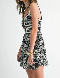 Eb Luxe - Embroidered Mini Dress