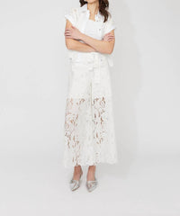 Frank Lyman - High-waisted Floral Trousers