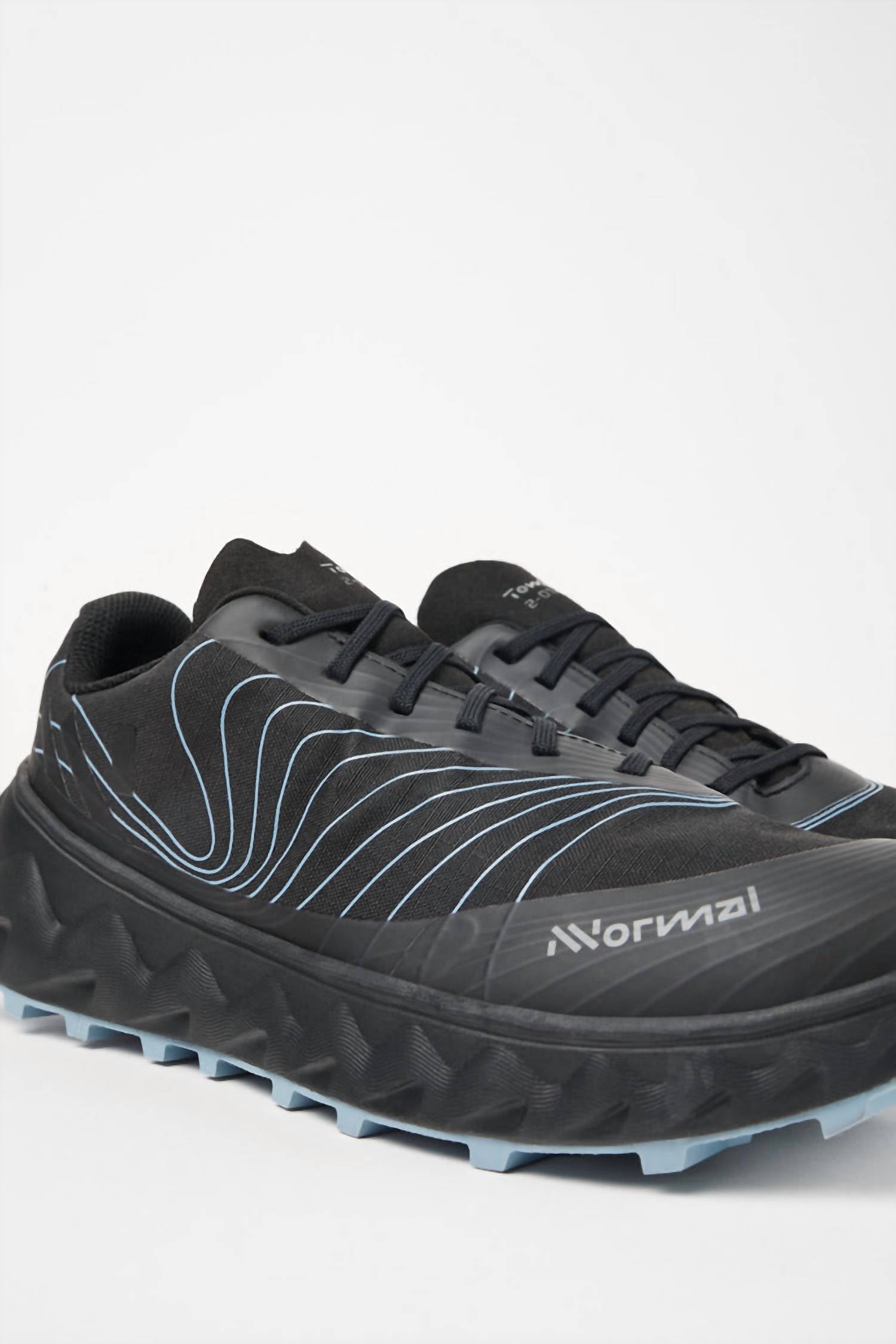 NNormal Men's Tomir Waterproof Shoes in black blue - men's sneaker - detail view