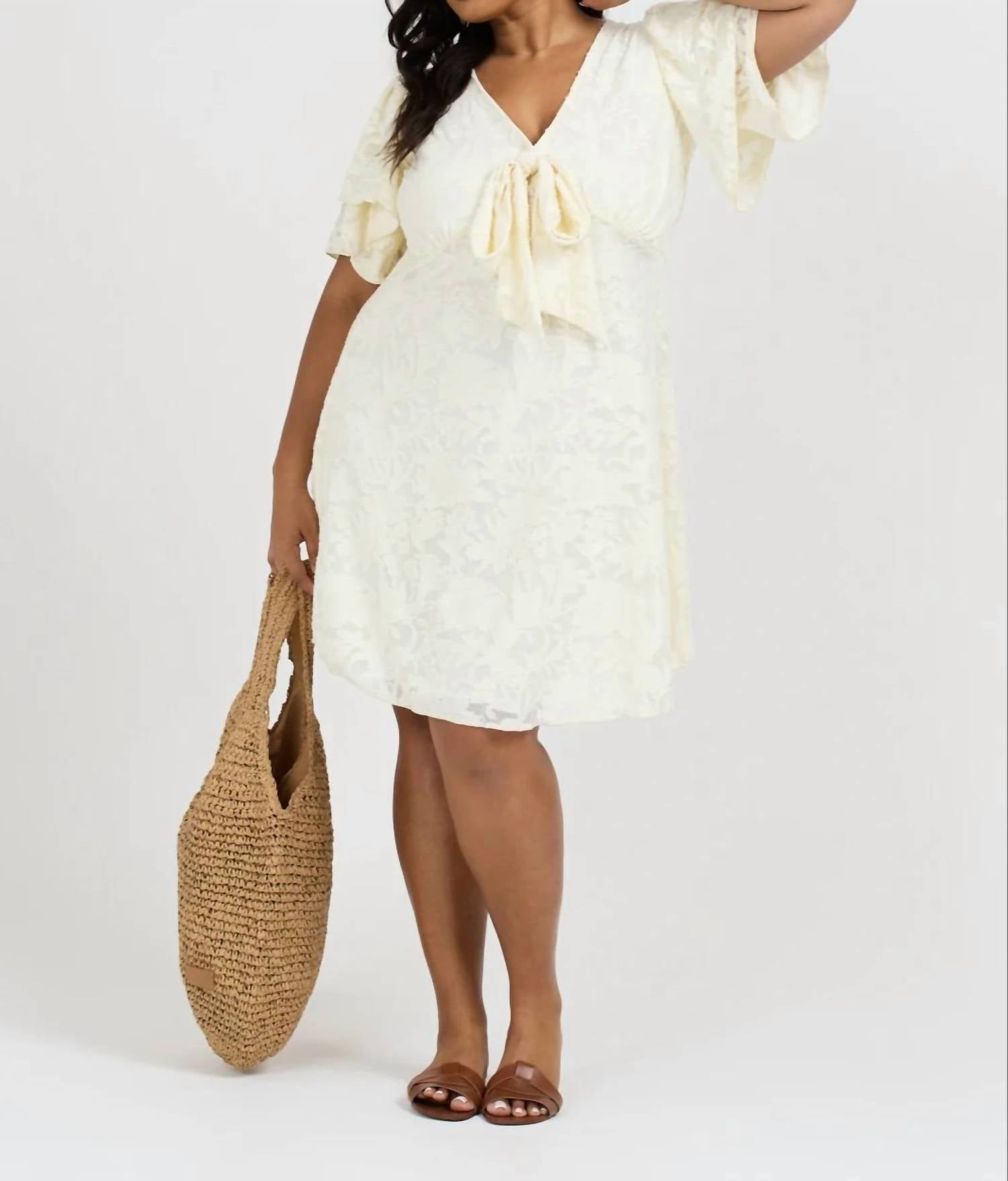 Fashion Szn Curve - Burn Out Floral Skater Dress - Plus