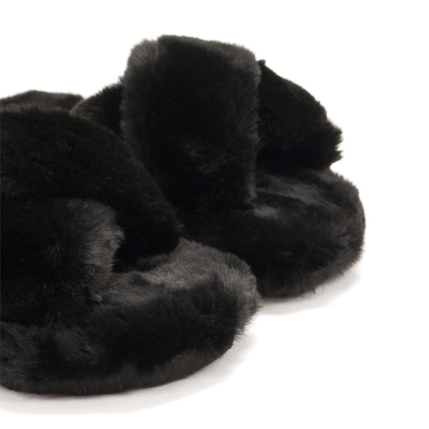 HUNTER Women's Faux Fur Flatform Crossover Slides in black - women's shoe - view 7