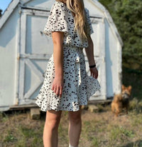 She + Sky - Flutter Sleeve Printed Dress