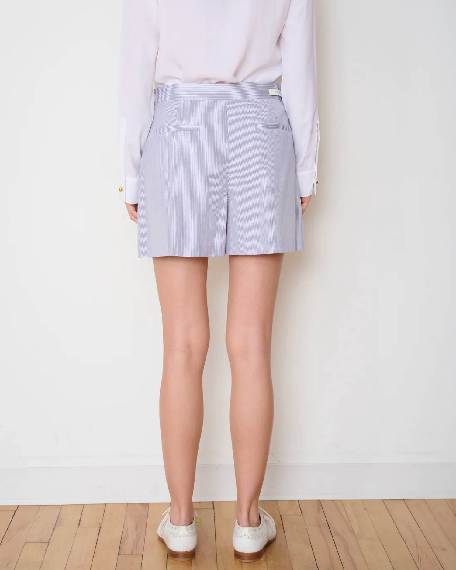We-Ar4 - Ivy Short