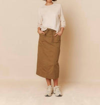 Indi & Cold - Basic Knit Long Sleeve Sweater