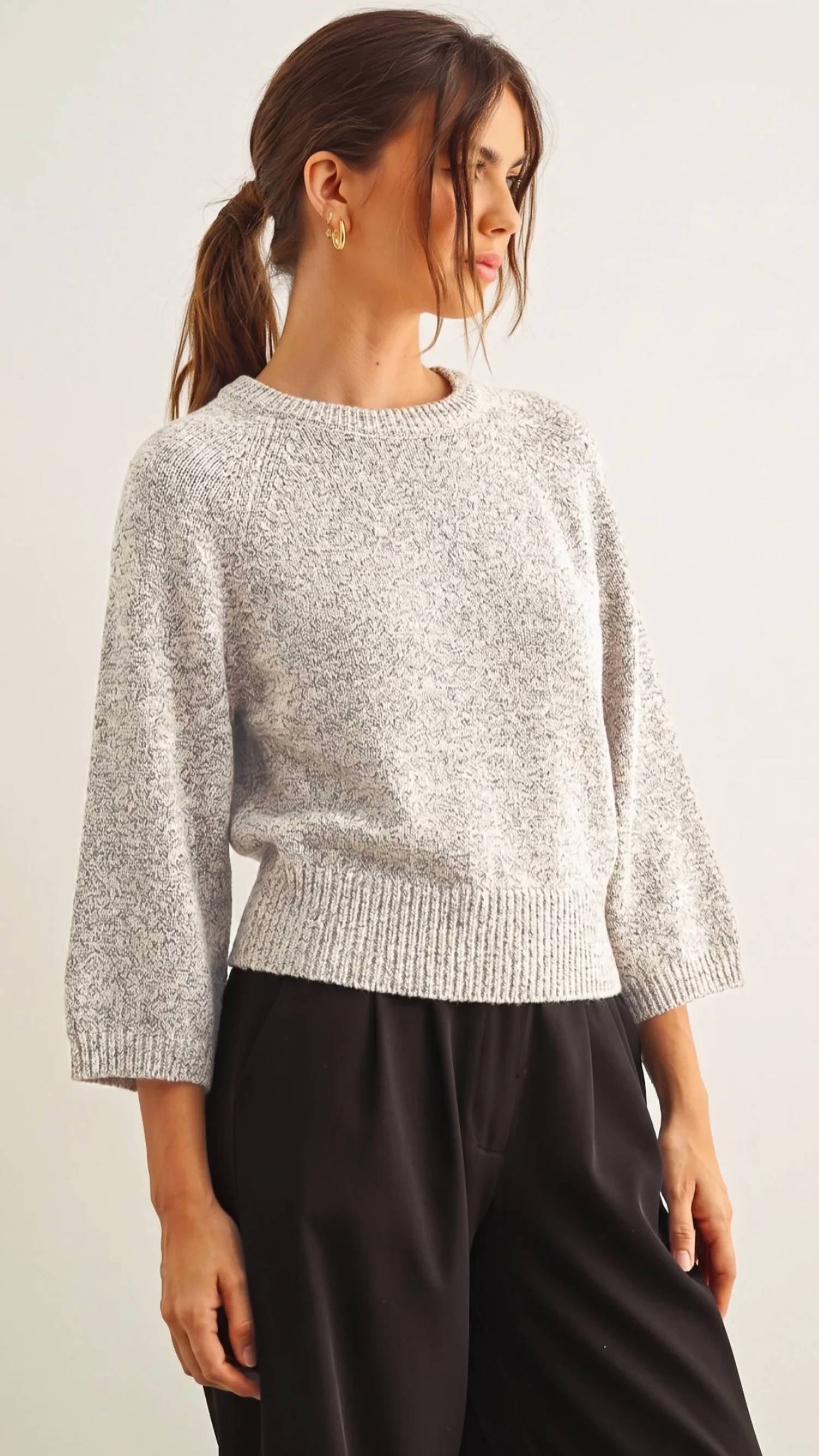 Miou Muse - Round Neck Quarter Sleeve Knitted Top