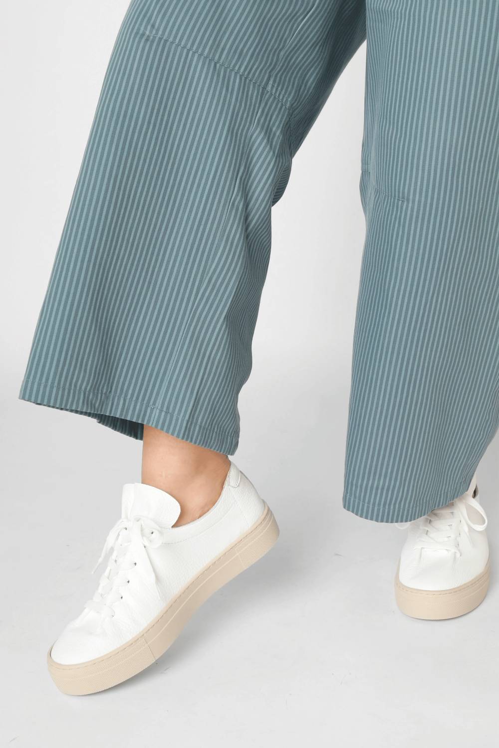 Ateliers - Women's Vince Sneaker