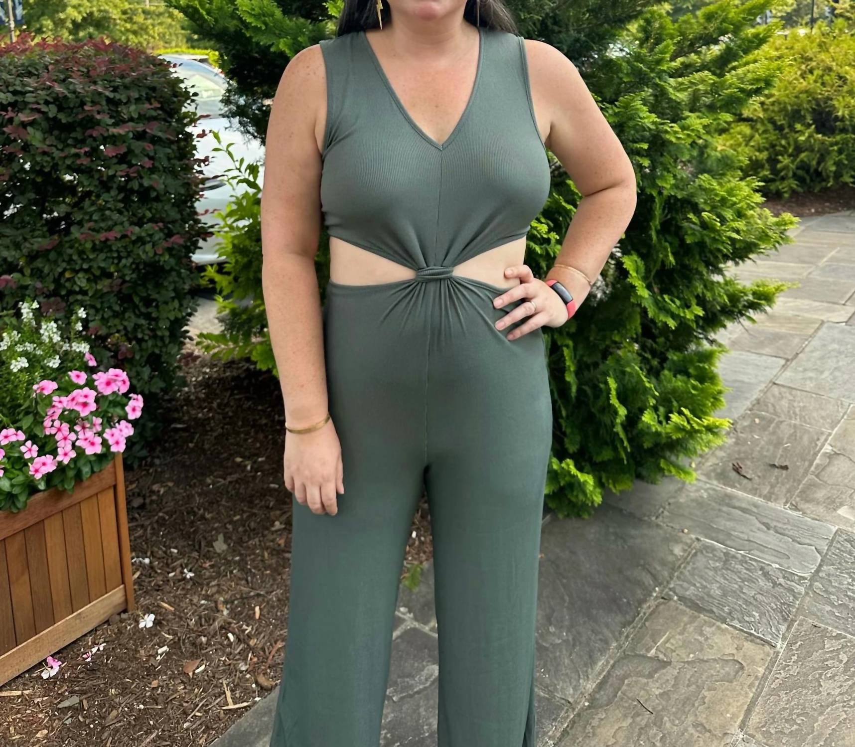 Entro - Solid Ribbed V-Neck Sleeveless Jumpsuit