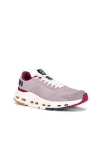 On - Women's Cloudnova Form 2 Sneaker