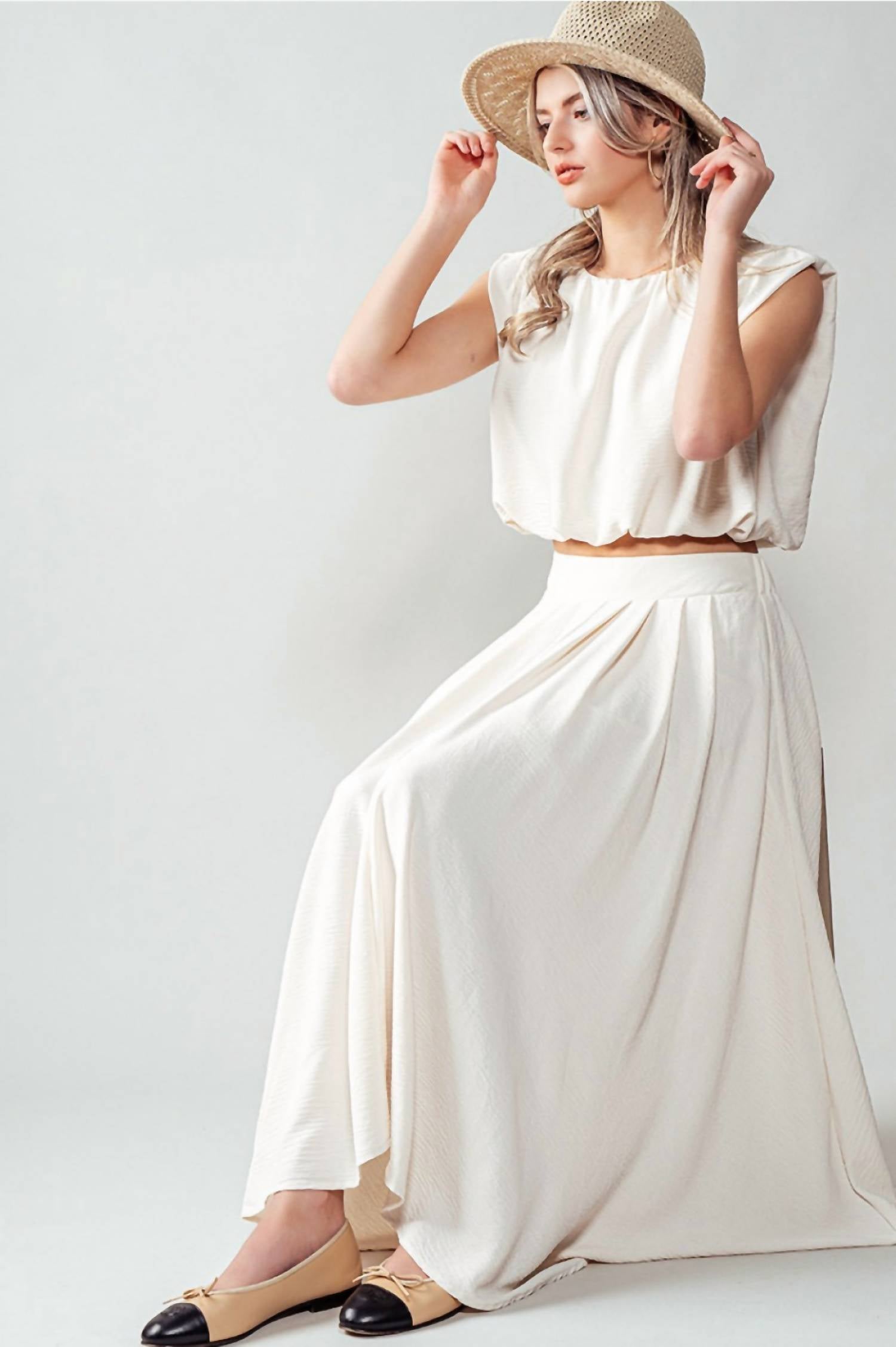Trend:Notes - High Waisted Pleated Maxi Skirt