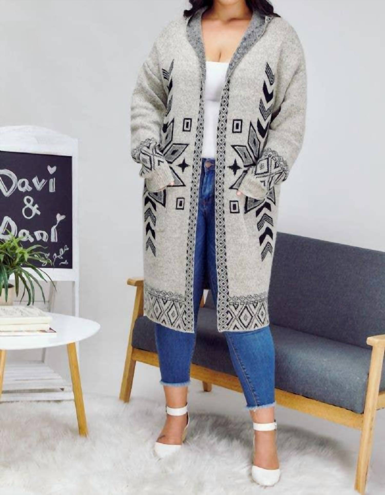 Davi & Dani - Snow Printed Long Sleeve Pockets Cardigan - Plus