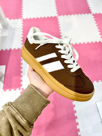 Cozzy Girl - Women's Lace-up Sneakers
