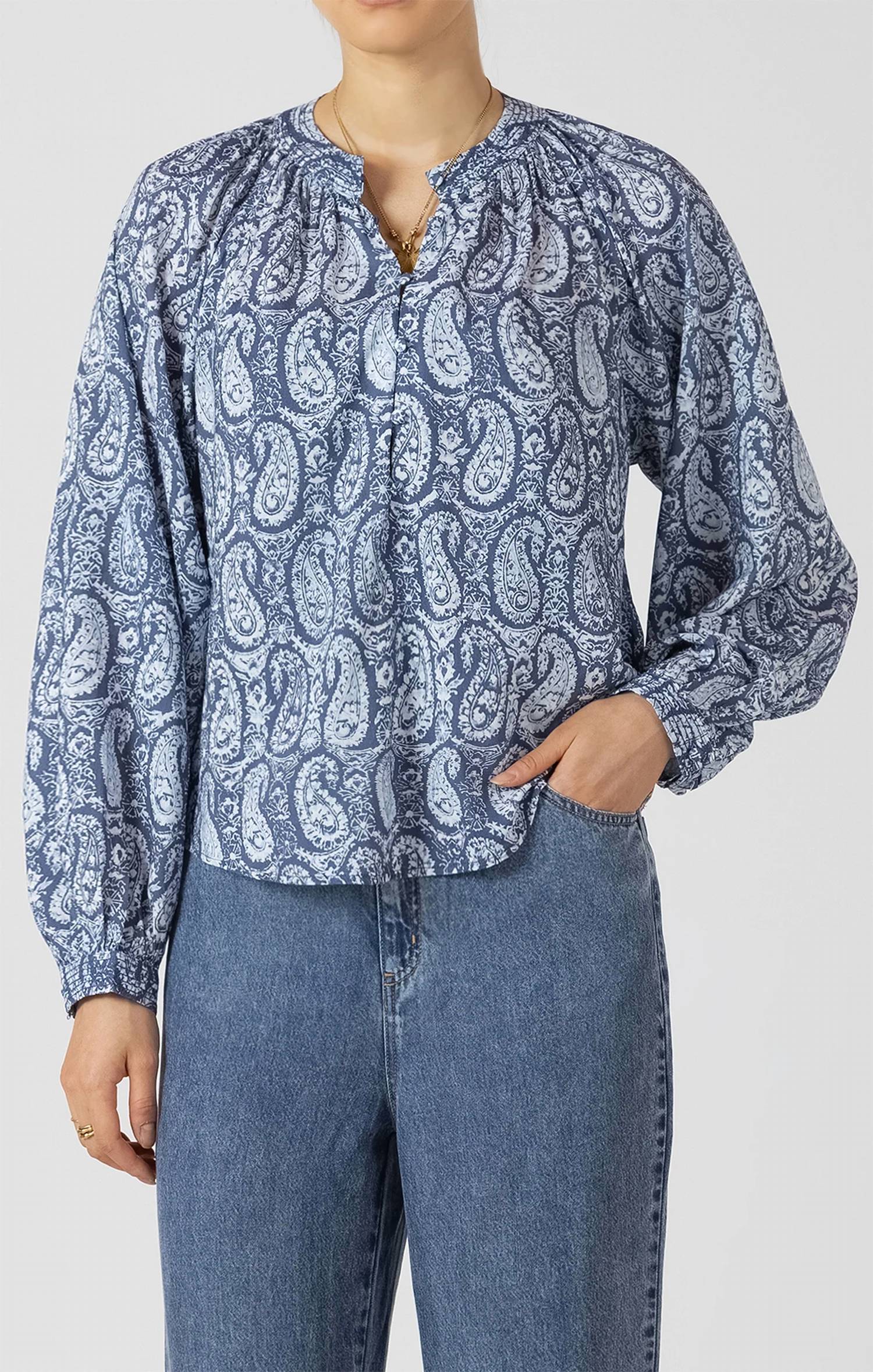 Dex - Lakehouse Paisley Blouse