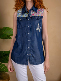 Paparazzi - Tencel Print Yoke And Appliques Shirt