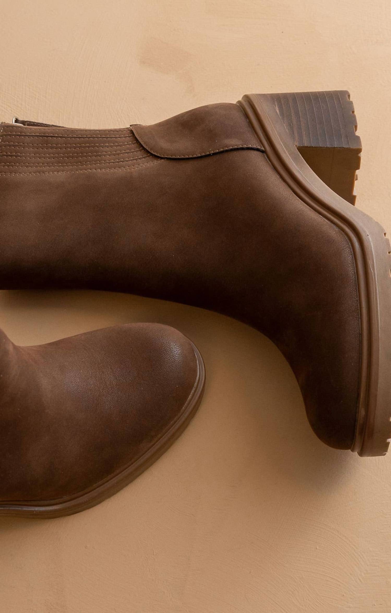 Oasis Society - Women's Megan Lug Chelsea Boots