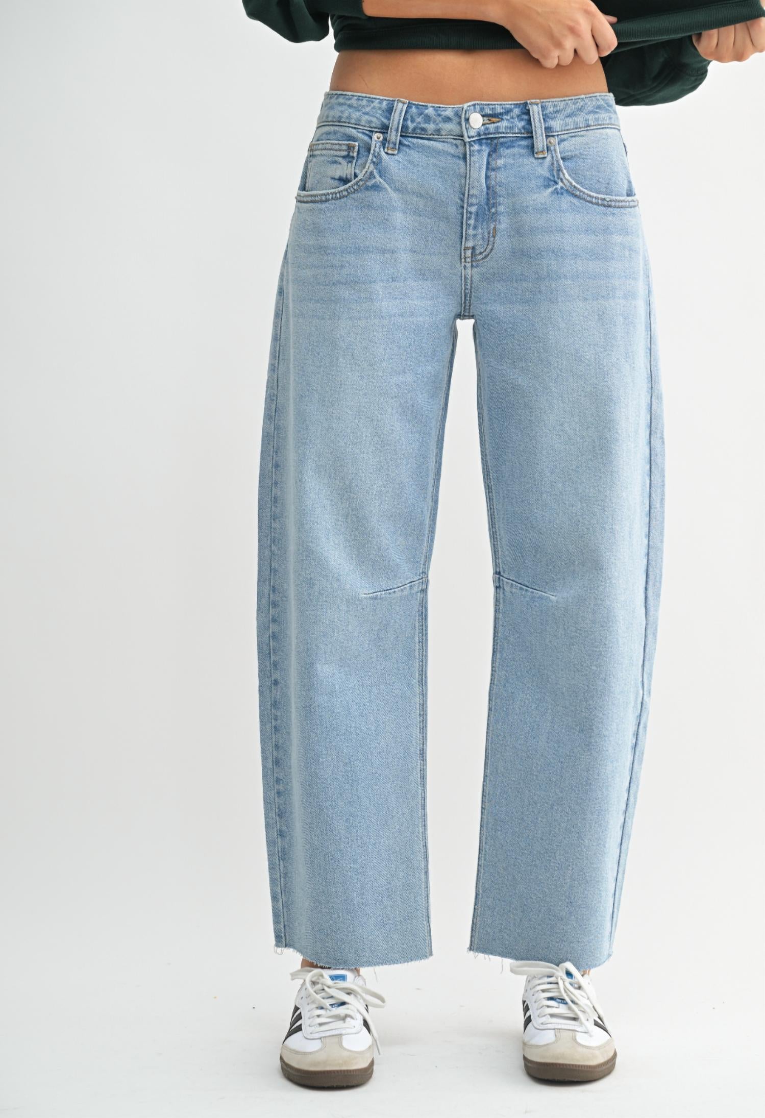Just Black Denim - Barrel Jean