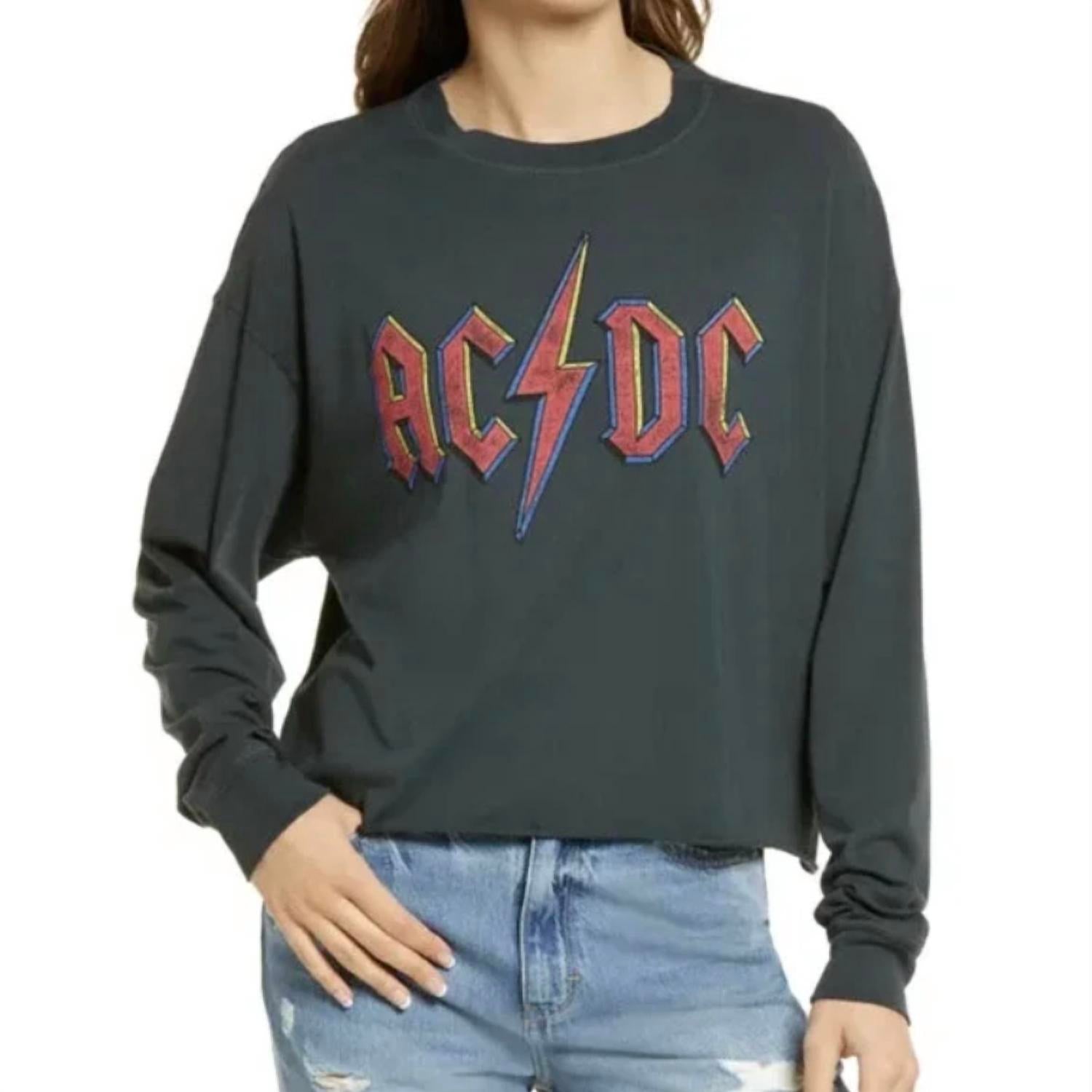 Daydreamer - Crop Graphic Sweatshirt