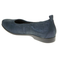 Clarks - Women's Un Darcey Vibe Flat Shoes