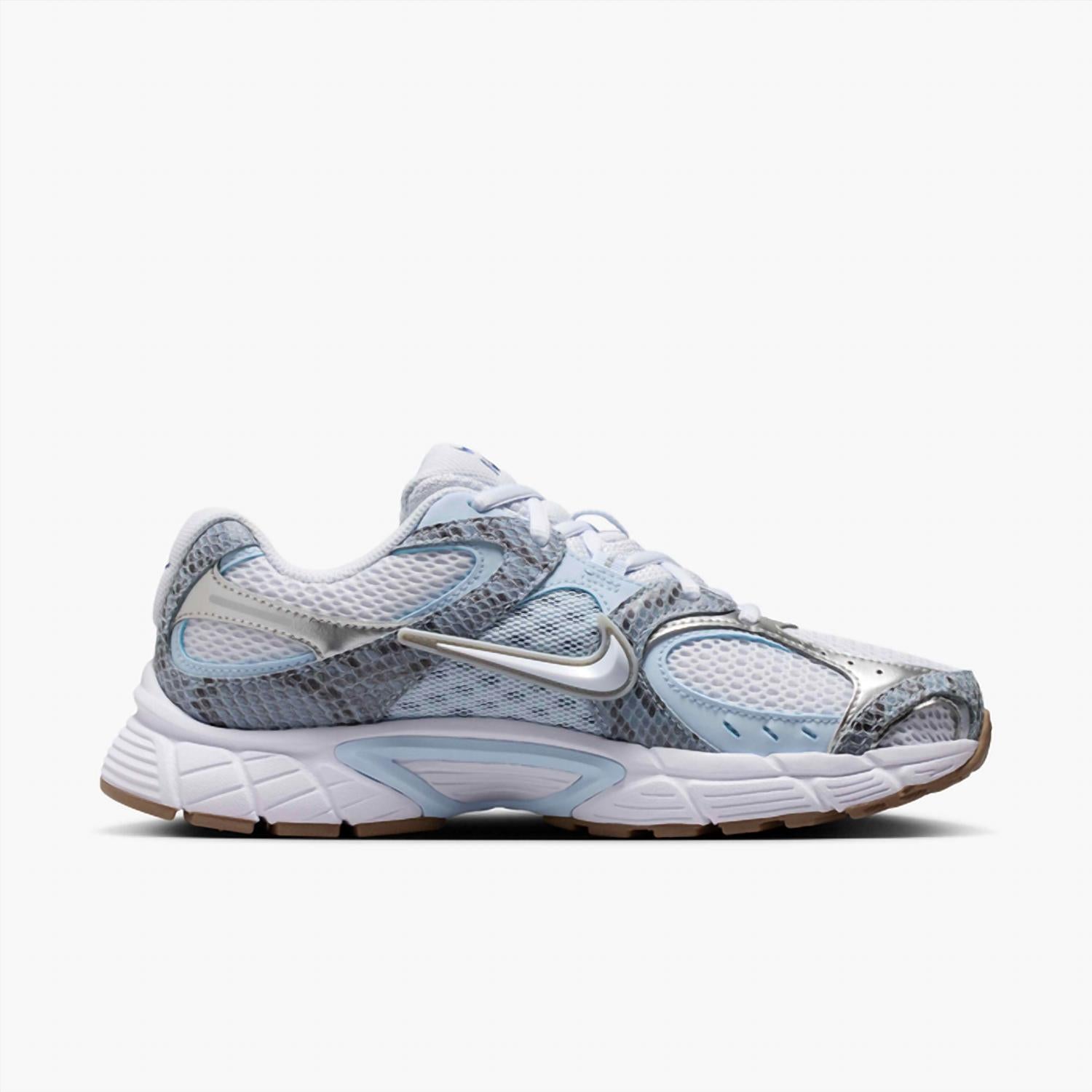 Nike - Women's V5 Rnr Sneakers