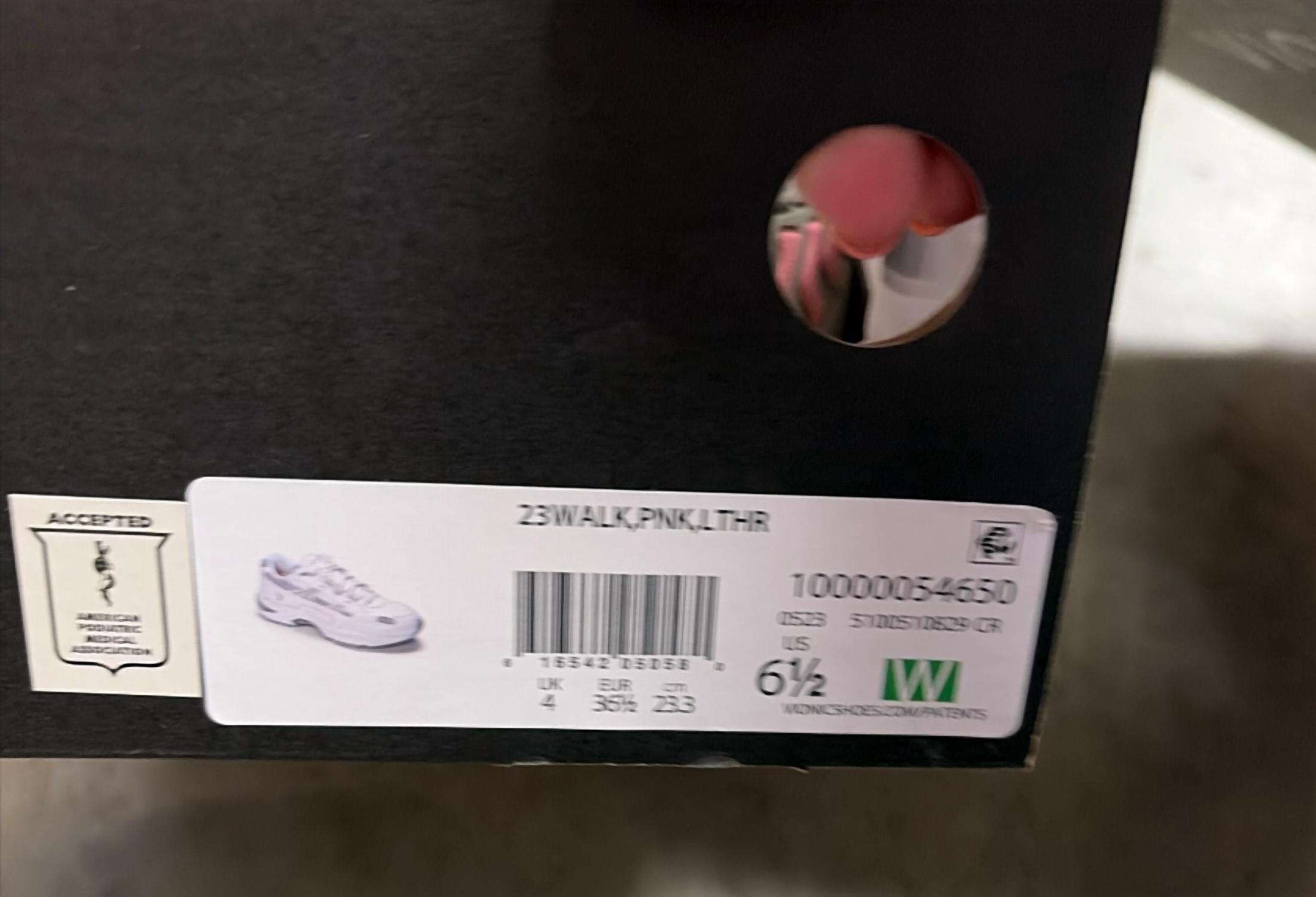 Vionic - Women's 23walk Comfortable Sneaker