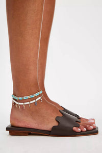 Kaanas - Women's Mallawi Wavy Square Toe Slide