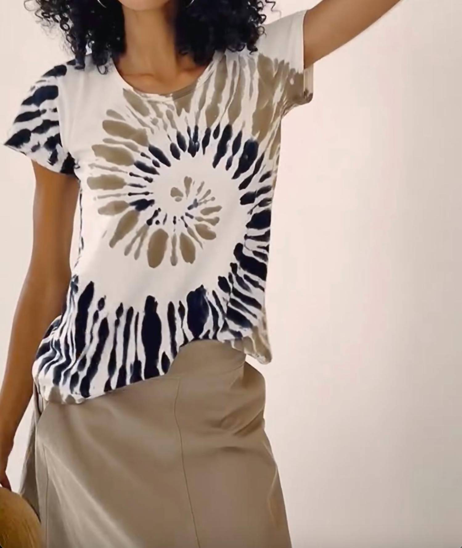 Elliott Lauren - Spiral Tie-dye Tee