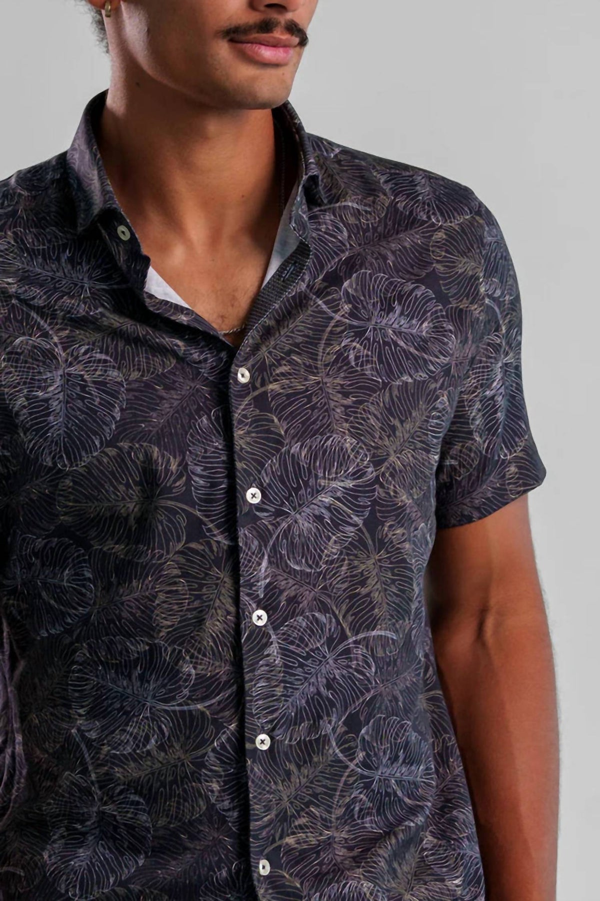 Stone Rose - Nova Jungle Monstera Shirt