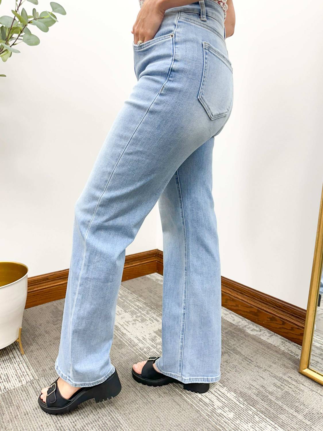 Mica Denim - Super High Rise Straight Leg Loose Fit Jeans