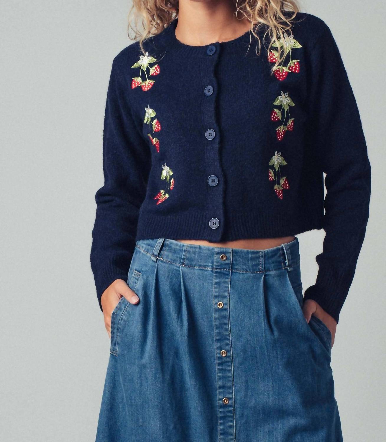 Urban Daizy - Katy Strawberry Knit Cardigan