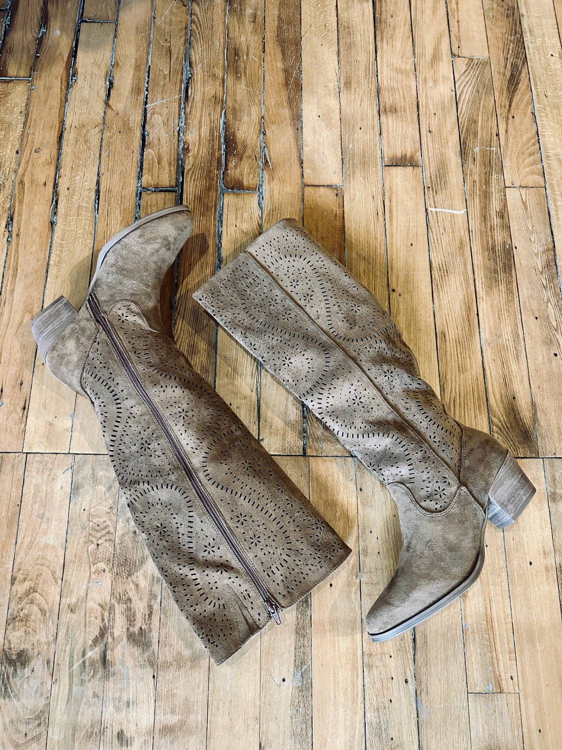 Very G Men's Mara Tall Boot in sand - men's boots - view 4