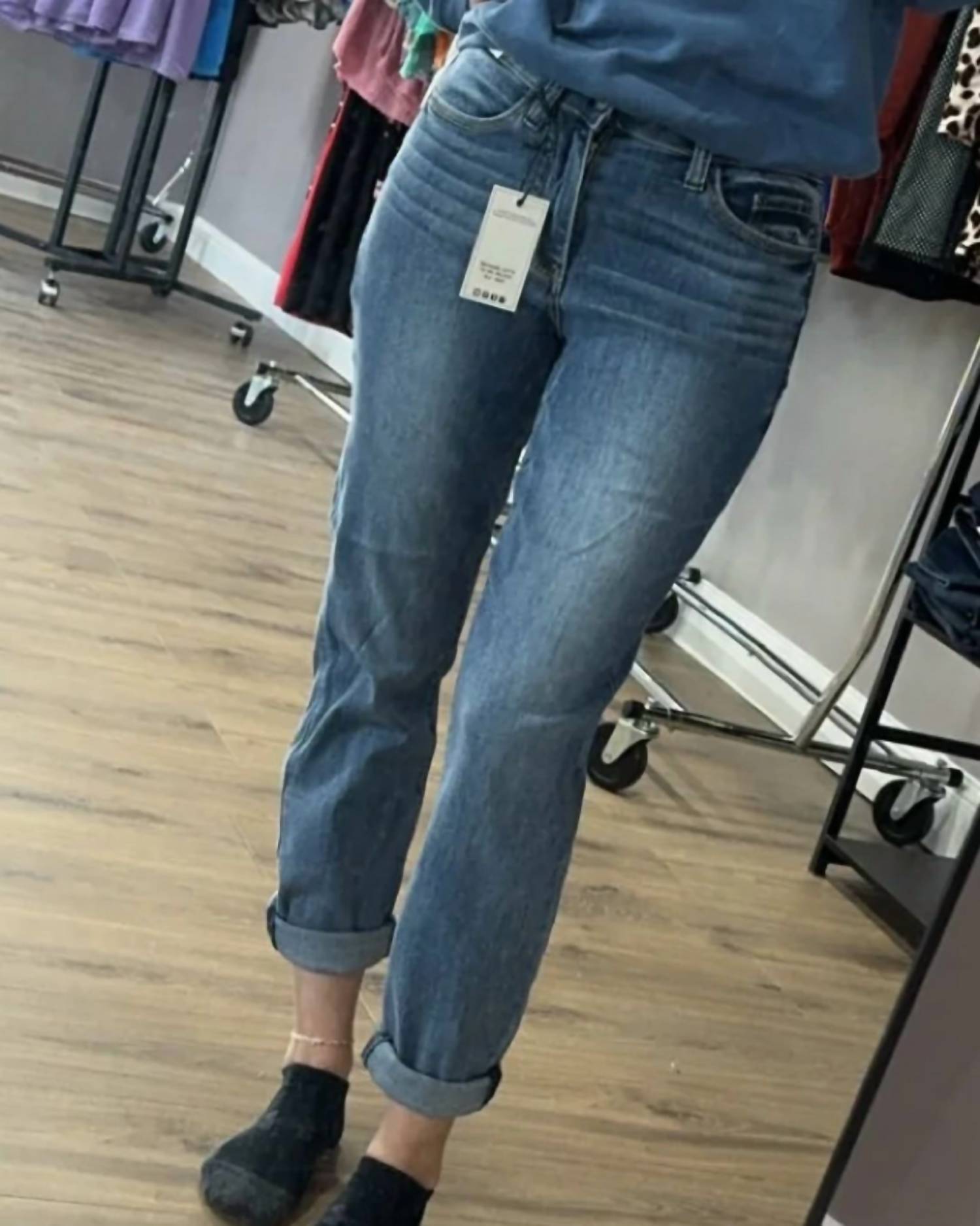 Judy Blue Mid-rise Slim Capri Jeans in blue - women's pants - detail view