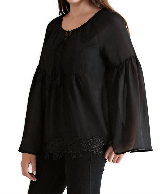 Entro - Bell & Tassel Lace Tunic Top