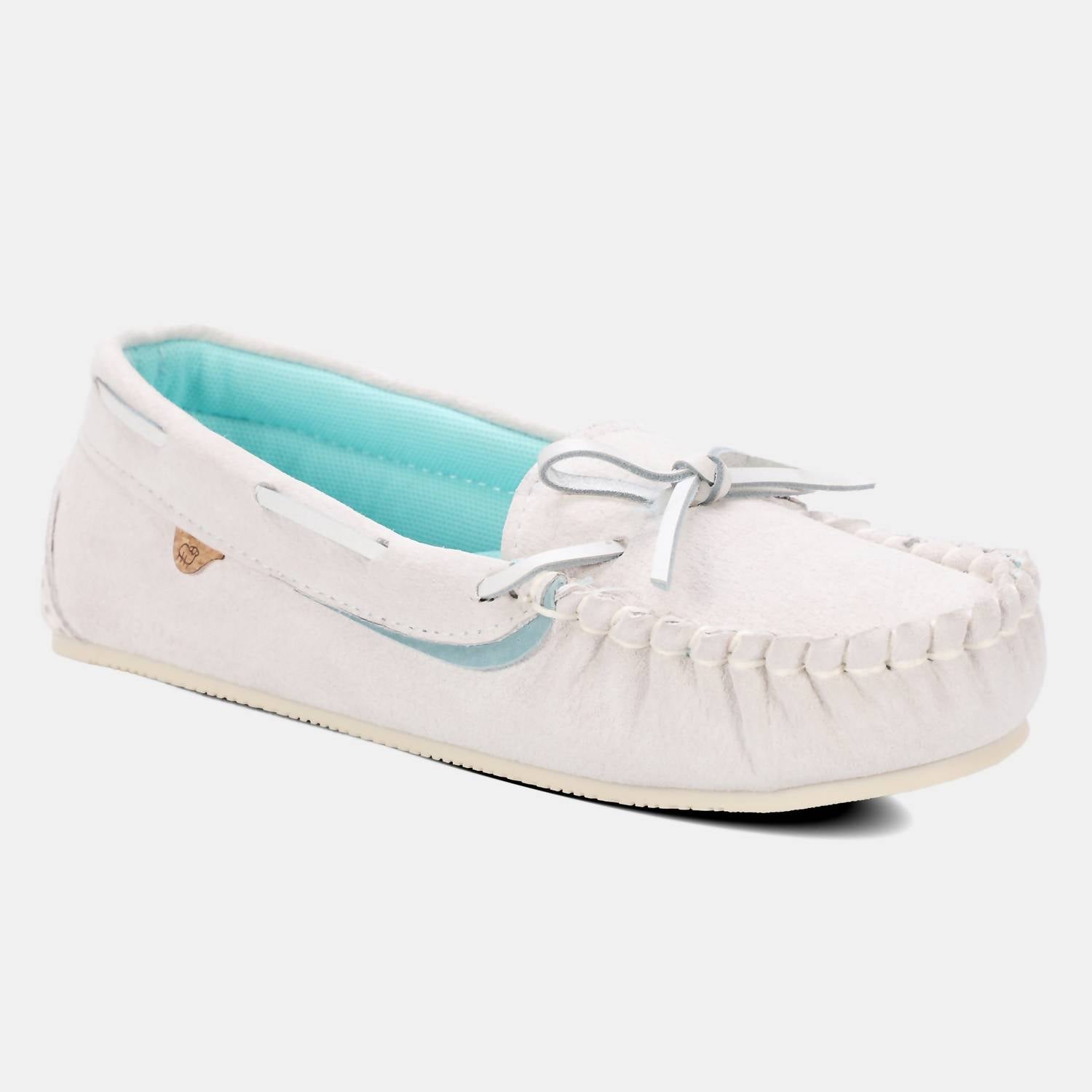 Lamo Women's Selena Moccasin in pale grey - women's shoe - detail view