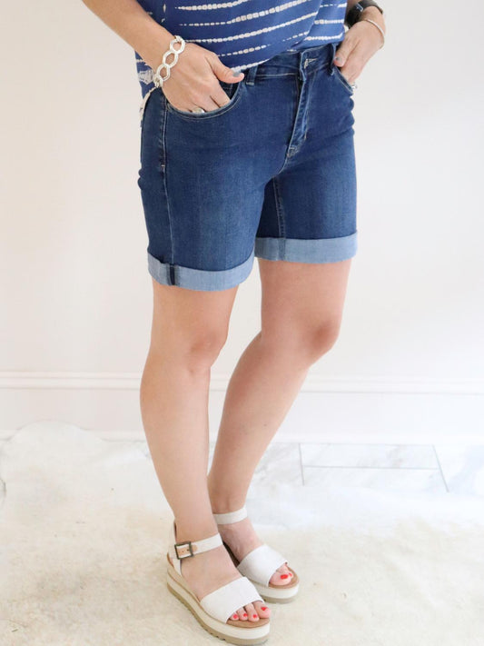 DENIM ROLLED UP CUFF SHORTS