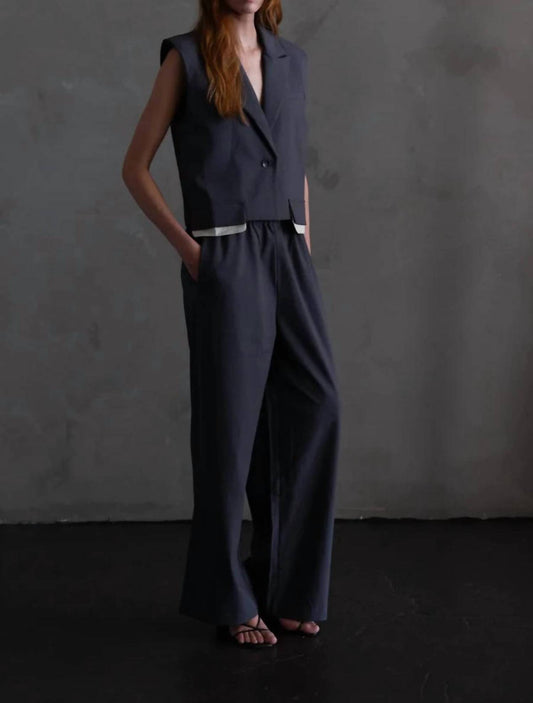 Osis - Gwen Sleeveless Vest