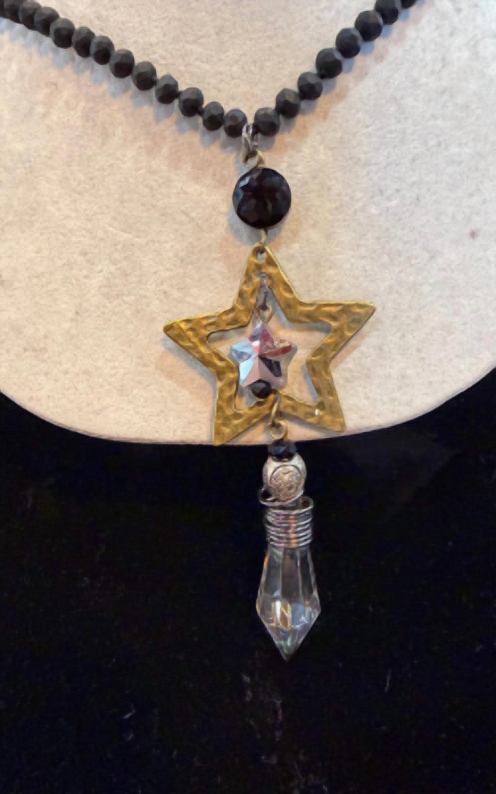 Lost & Found - Star charm necklace