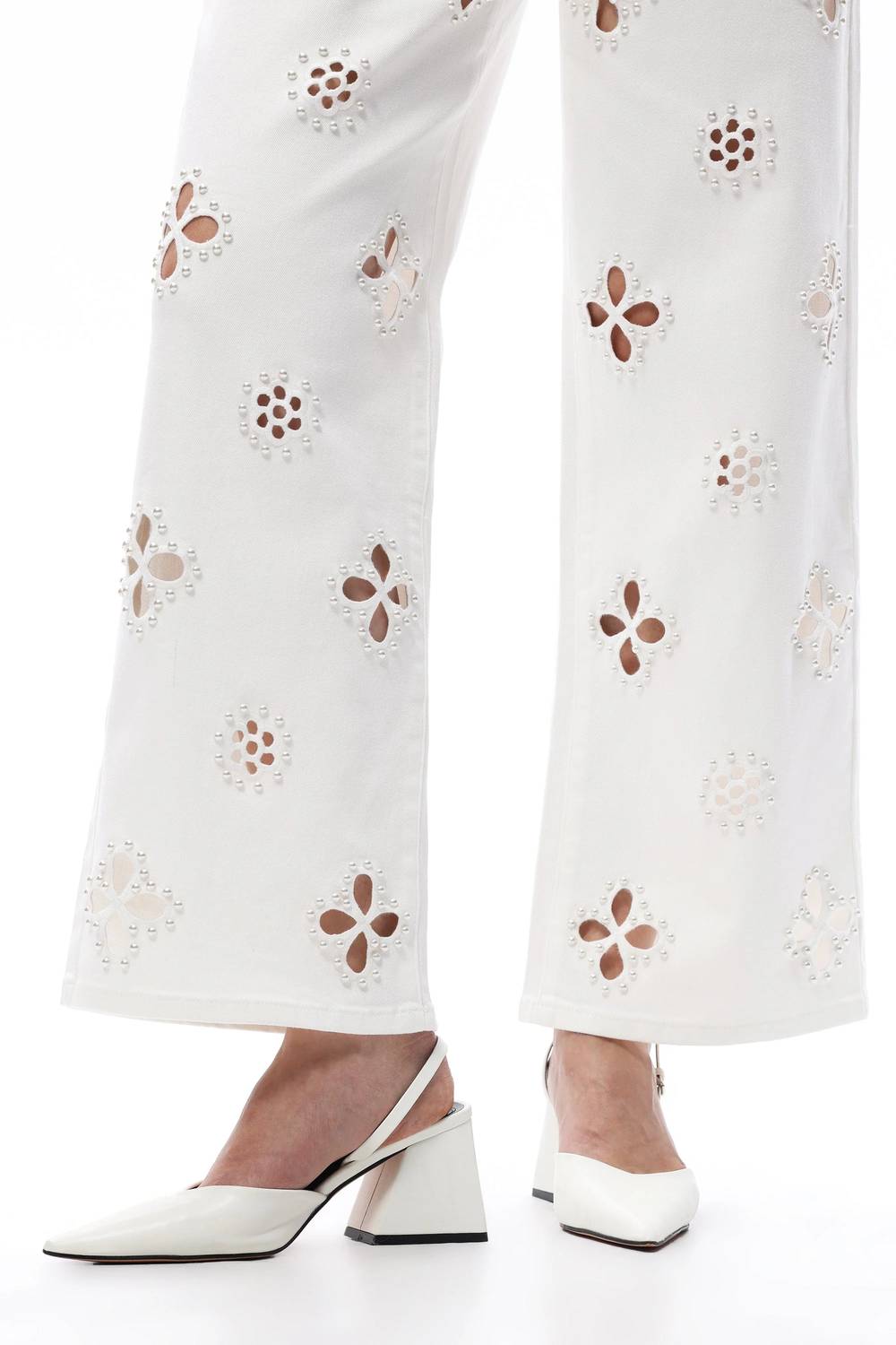 Bayeas - Eyelet And Pearl Embellished High Rise Straight Jeans