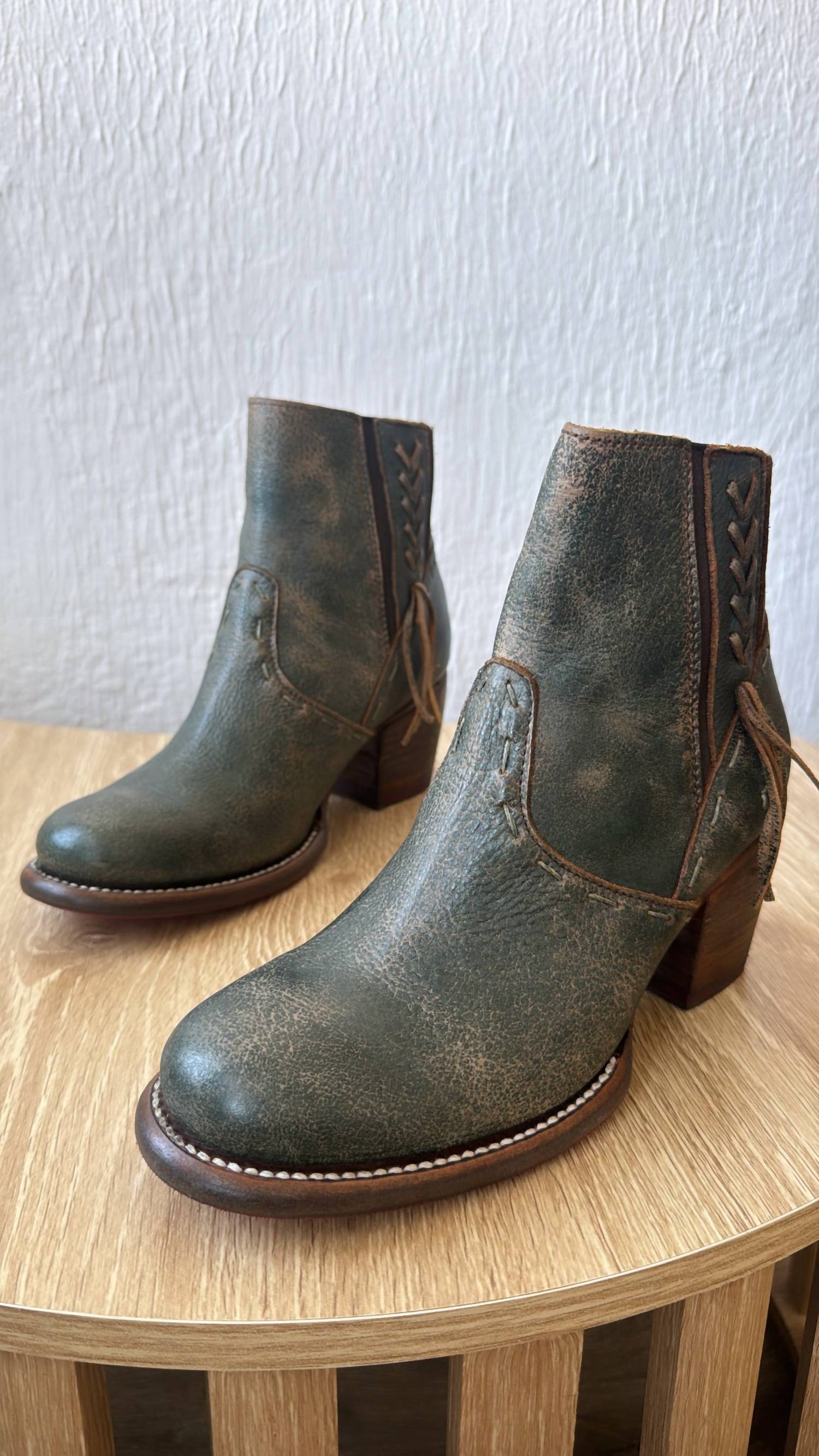 Bedstu - Women's Celestine Leather Ankle Boots