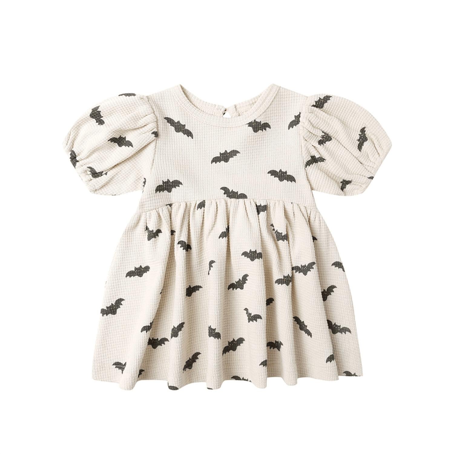 Quincy Mae Quincy Mae Darla Dress in bats - kids' dress - detail view