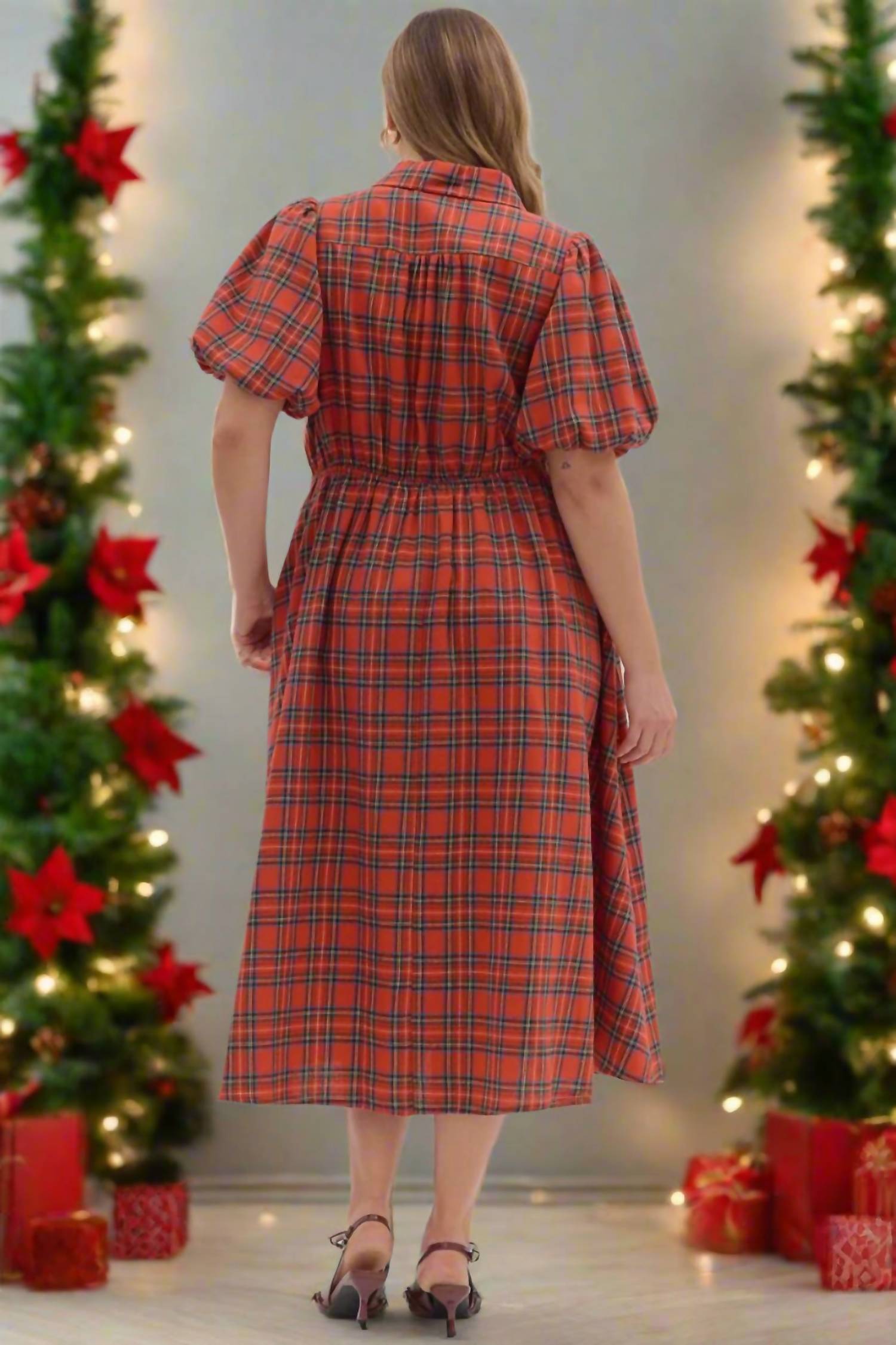 entro Plaid Puff Sleeve Midi Dress With Waist Tie - Plus in holiday red - women's dress - view 4