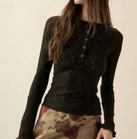 Promesa - Floral Lace Raglan-Sleeve Henly top