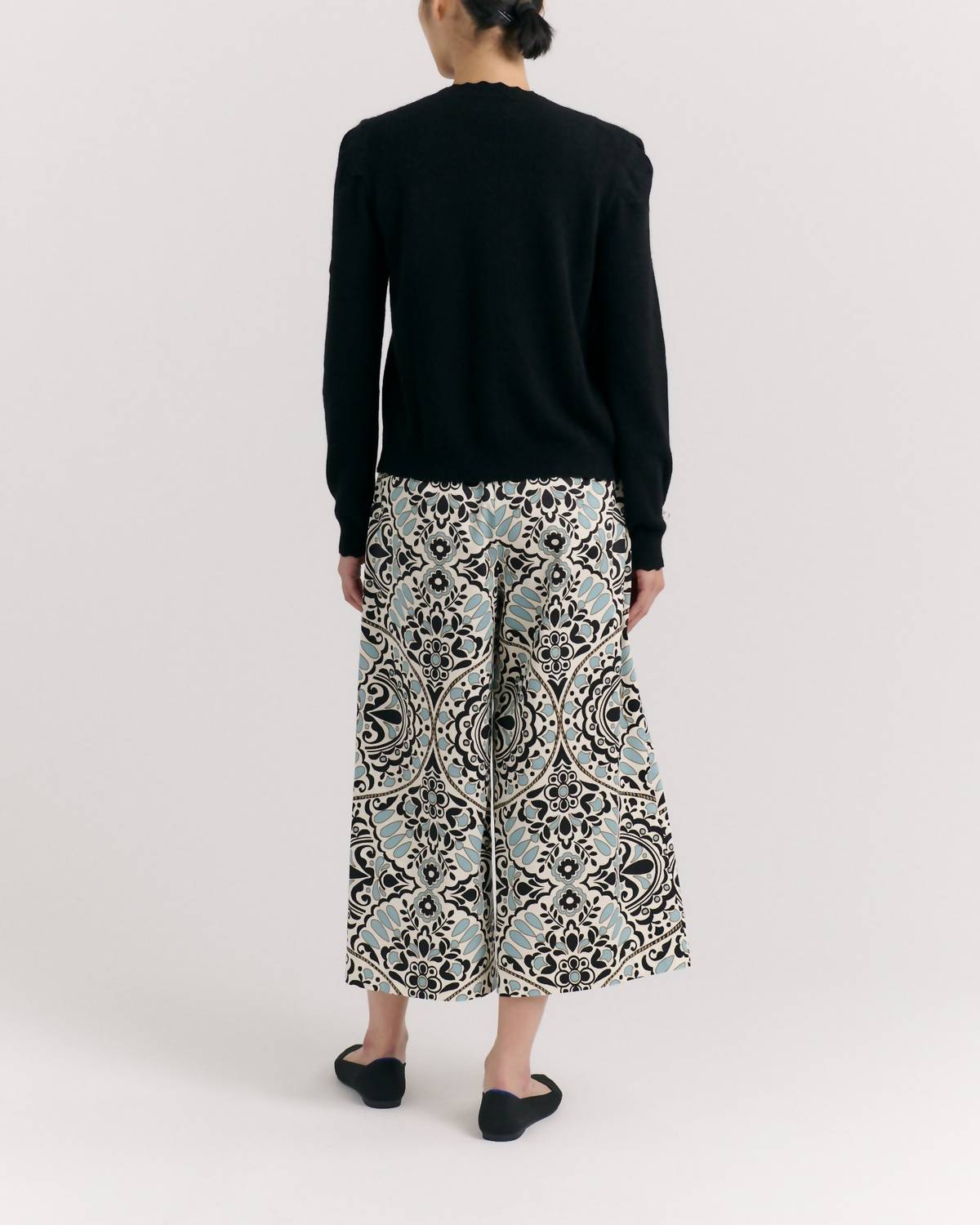 Cartolina Nantucket - Lucy Long Sleeve Sweater
