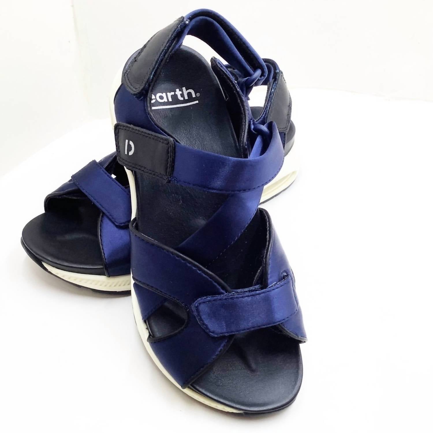 Earth - Women's Cedar Kushma Sandal