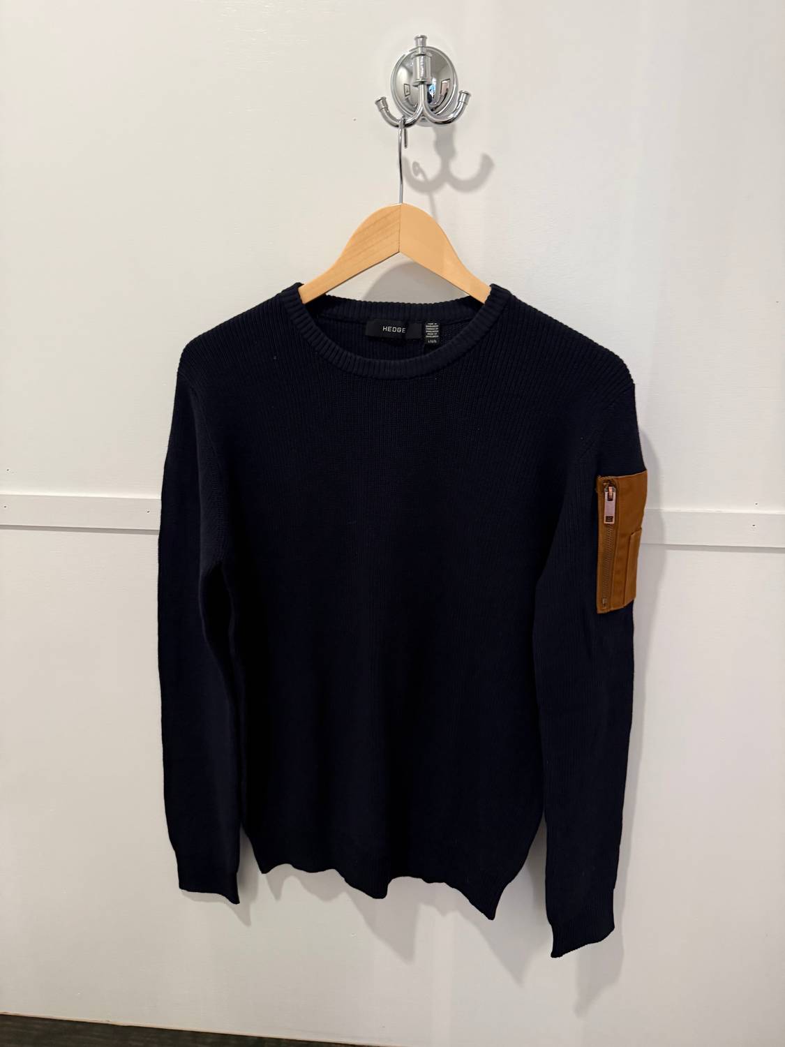 Hedge - Crewneck Sweater