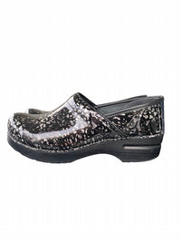 Dansko - Women's Professional Clog