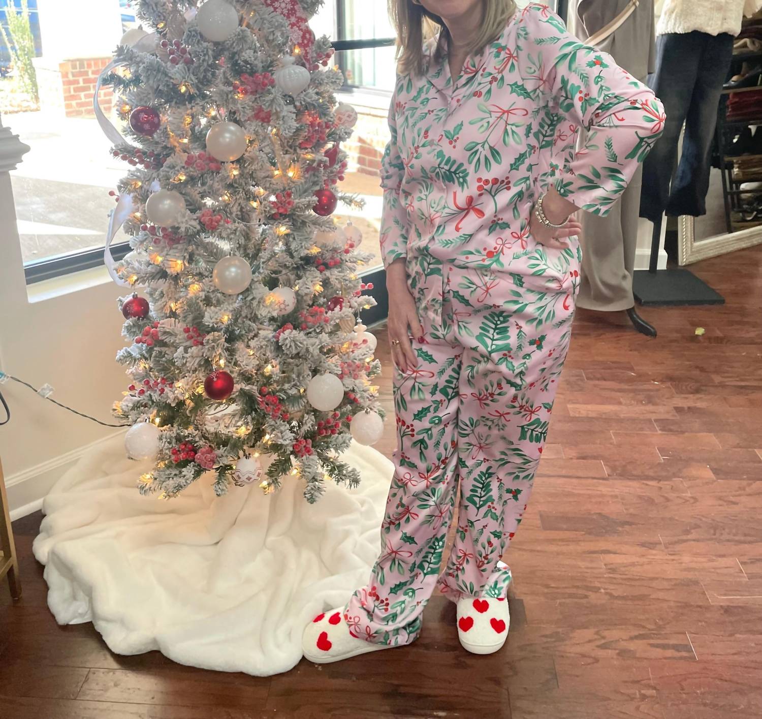Yso Inc - Merry And Bloom Pajama Set