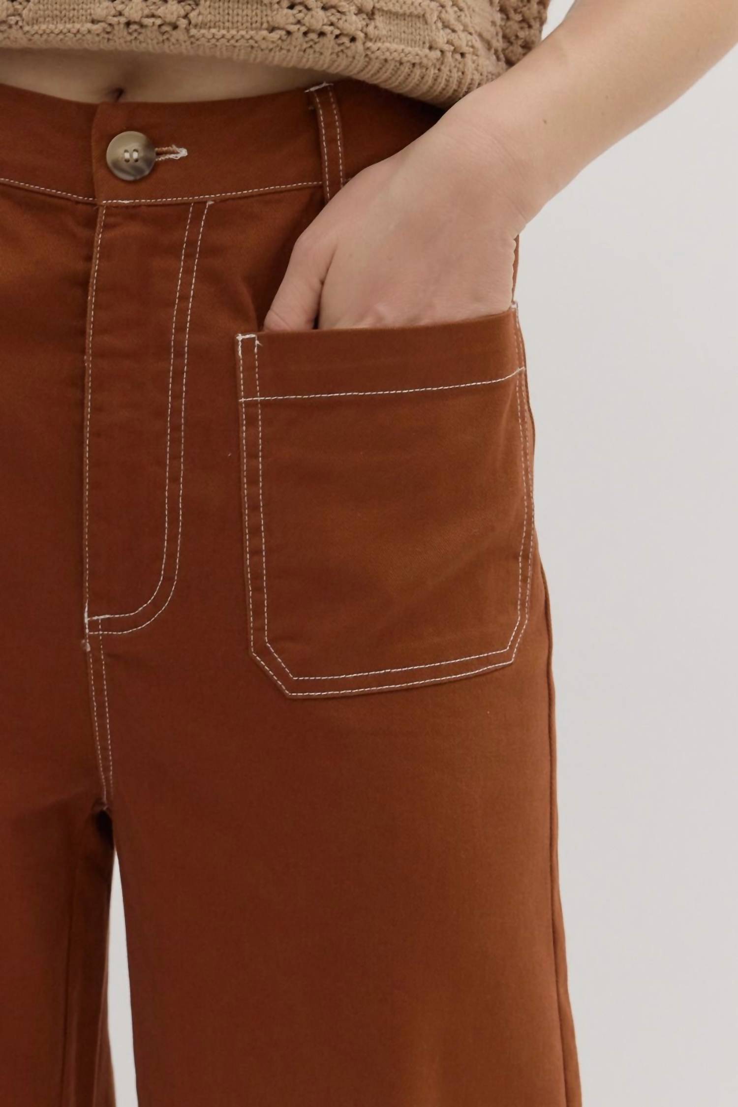 Entro - Exposed Stitch Patch Pockets Pants